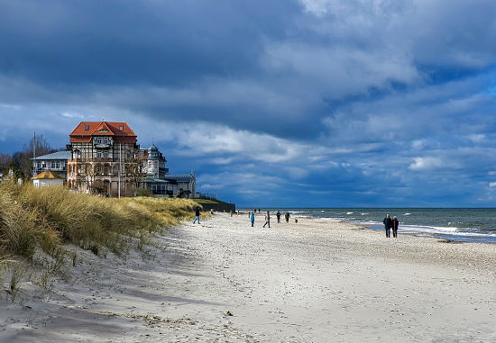 kuehlungsborn-strand-fruehling